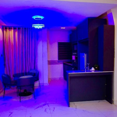 Royal Tender Service Apartments Benin City Exterior photo