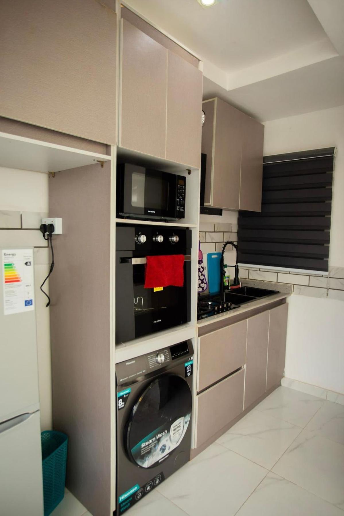 Royal Tender Service Apartments Benin City Exterior photo